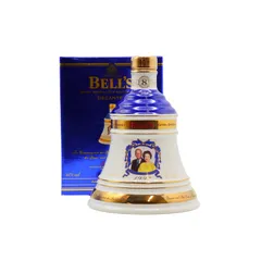 Bell's Decanter Queens 50th Golden Wedding Anniversary 8 Year Old
