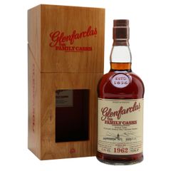 Glenfarclas 1962 / Family Casks SP15 / Sherry Cask #3246
