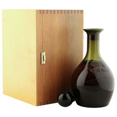Bunnahabhain 20 Year Old, Centenary Decanter 1983 Litre Bottling with Wooden Case